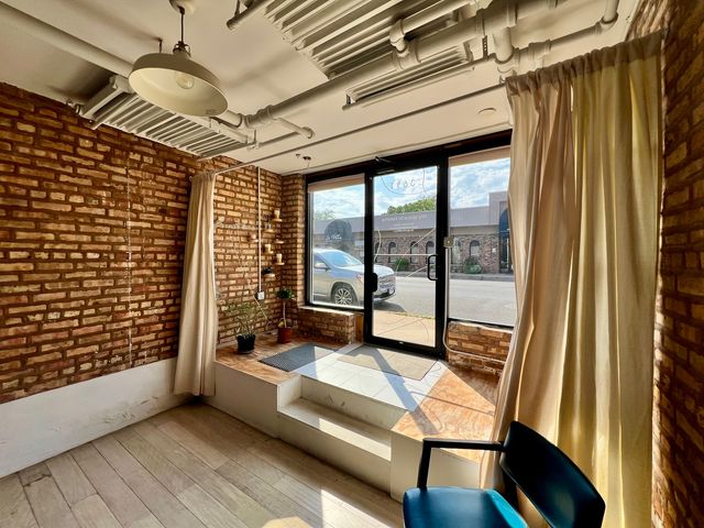 3641 N Pulaski Road S, Chicago, IL 60641