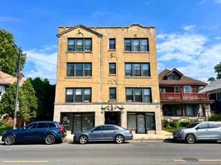 3641 N Pulaski Road S, Chicago, IL 60641