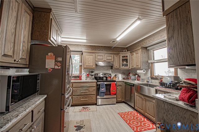 8794 Sandy Ridge Rd, North Prince George, VA 23860