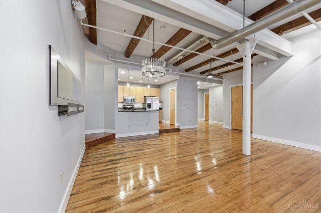 26 E Sixth Street, Cincinnati, OH 45202