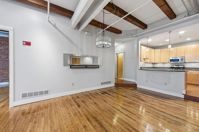 26 E Sixth Street, Cincinnati, OH 45202