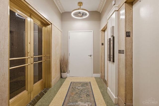 26 E Sixth Street, Cincinnati, OH 45202