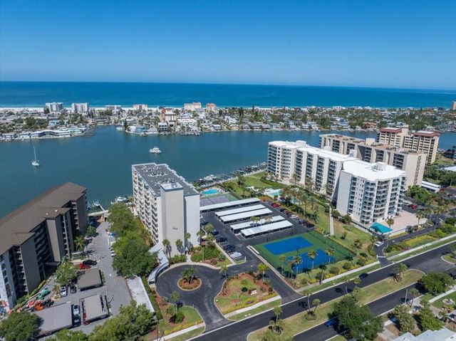 660 ISLAND WAY 301, Clearwater Beach, FL 33767