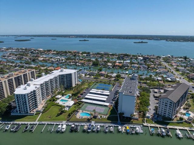 660 ISLAND WAY 301, Clearwater Beach, FL 33767