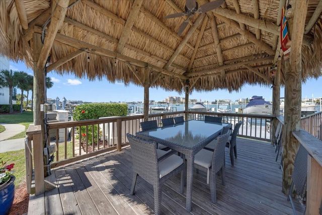 660 ISLAND WAY 301, Clearwater Beach, FL 33767