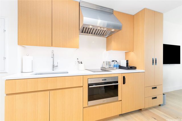 1390 Kapiolani Boulevard 3808, Honolulu, HI 96814