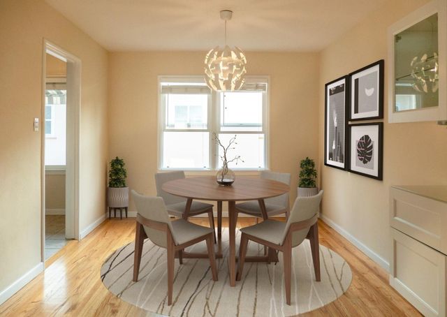 925 Oak Lane, Menlo Park, CA 94025