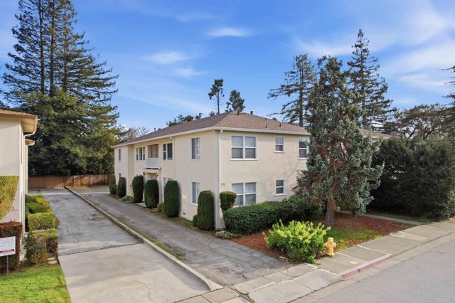 925 Oak Lane, Menlo Park, CA 94025