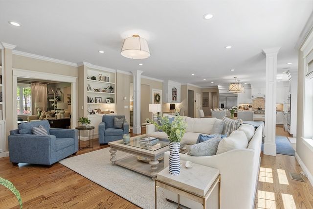 18 Woodchester Dr, Acton, MA 01720