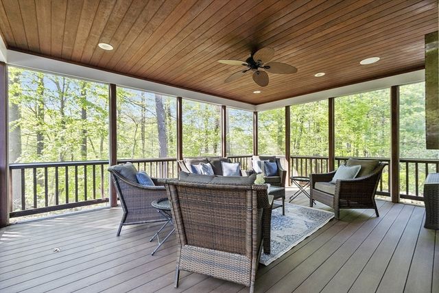 18 Woodchester Dr, Acton, MA 01720