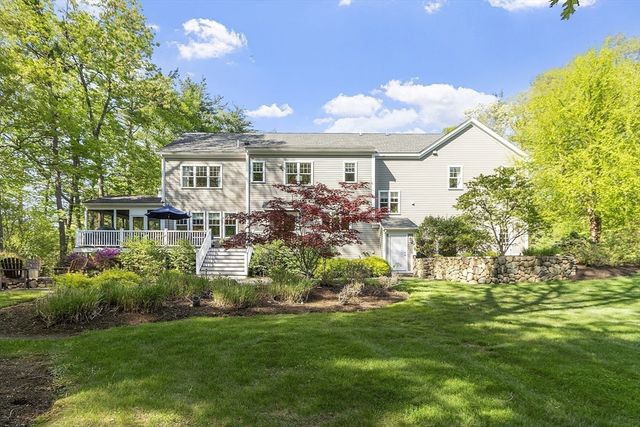 18 Woodchester Dr, Acton, MA 01720