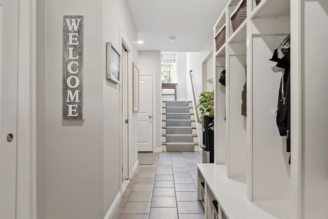 18 Woodchester Dr, Acton, MA 01720