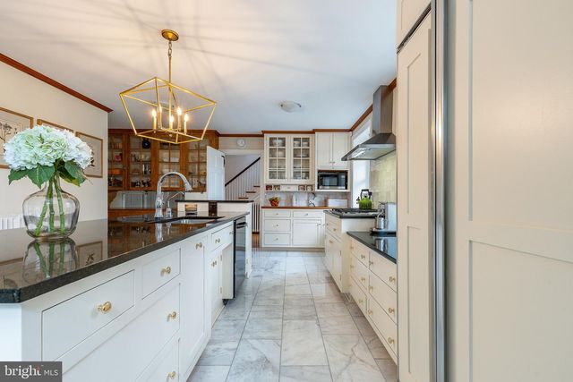 7706 EAST LN, Wyndmoor, PA 19038