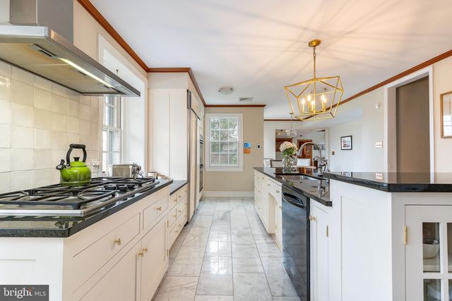 7706 EAST LN, Wyndmoor, PA 19038