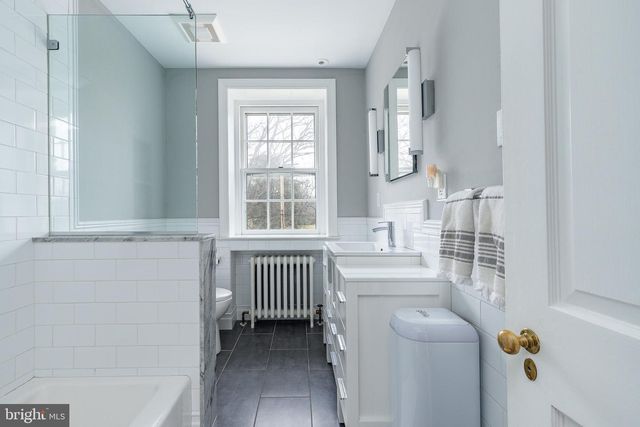 7706 EAST LN, Wyndmoor, PA 19038