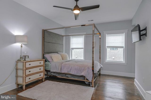 10704 WARWICK AVE, Fairfax, VA 22030