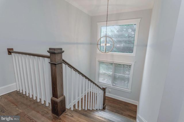 10704 WARWICK AVE, Fairfax, VA 22030