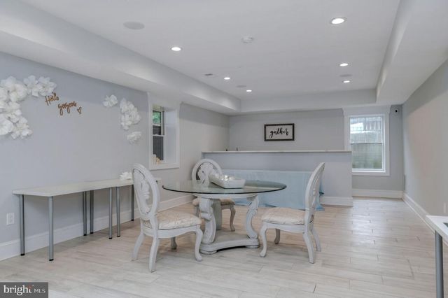 10704 WARWICK AVE, Fairfax, VA 22030