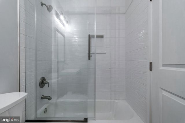 10704 WARWICK AVE, Fairfax, VA 22030
