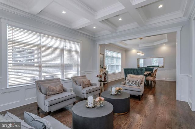 10704 WARWICK AVE, Fairfax, VA 22030