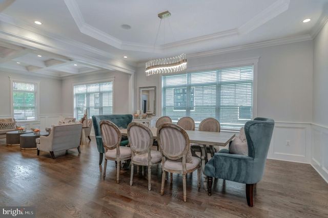 10704 WARWICK AVE, Fairfax, VA 22030