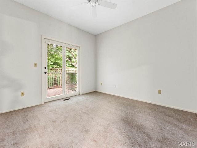 10939 Vauxhall Drive, Creve Coeur, MO 63146