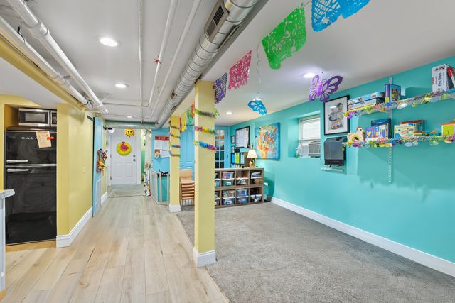 3345 N SPRINGFIELD Avenue N, Chicago, IL 60618