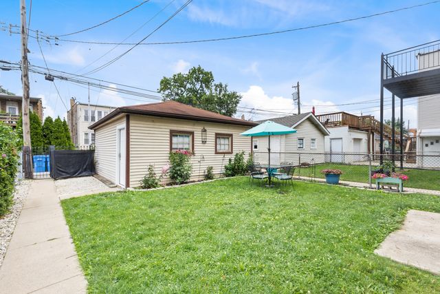 3345 N SPRINGFIELD Avenue N, Chicago, IL 60618