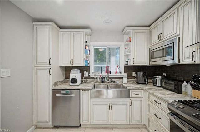 3545 Raintree RD, Virginia Beach, VA 23452