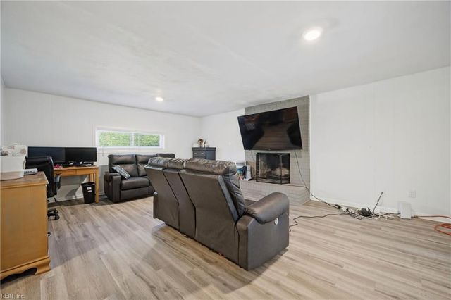3545 Raintree RD, Virginia Beach, VA 23452