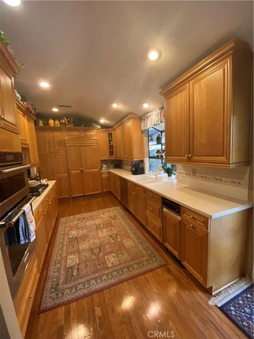 7180 Monterey, La Verne, CA 91750