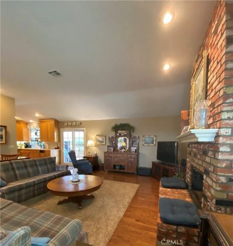 7180 Monterey, La Verne, CA 91750