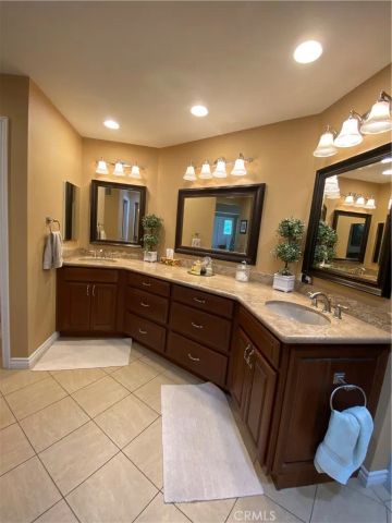 7180 Monterey, La Verne, CA 91750