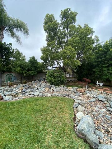 7180 Monterey, La Verne, CA 91750