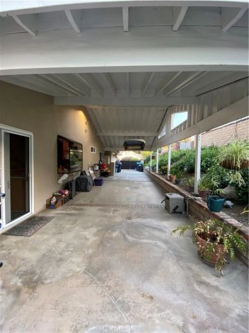 7180 Monterey, La Verne, CA 91750