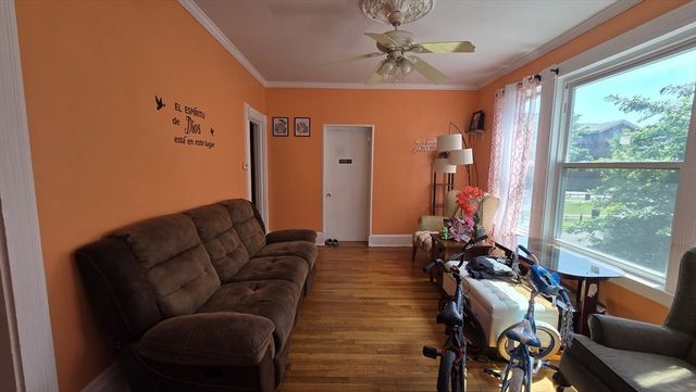 31 N Common St 2, Lynn, AE 09102