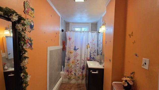 31 N Common St 2, Lynn, AE 09102