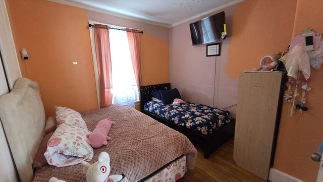 31 N Common St 2, Lynn, AE 09102