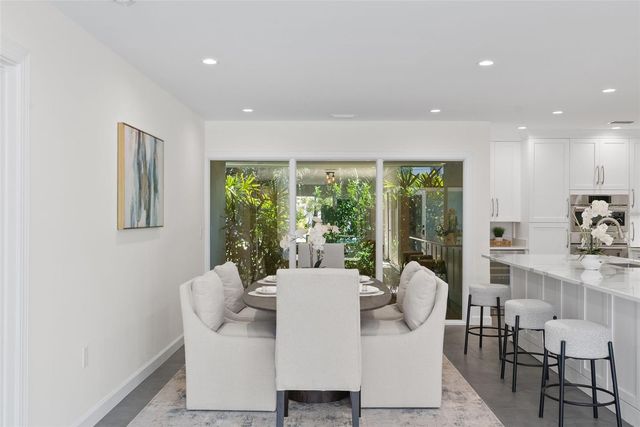 5173 HORSESHOE PLACE, St Petersburg, FL 33703