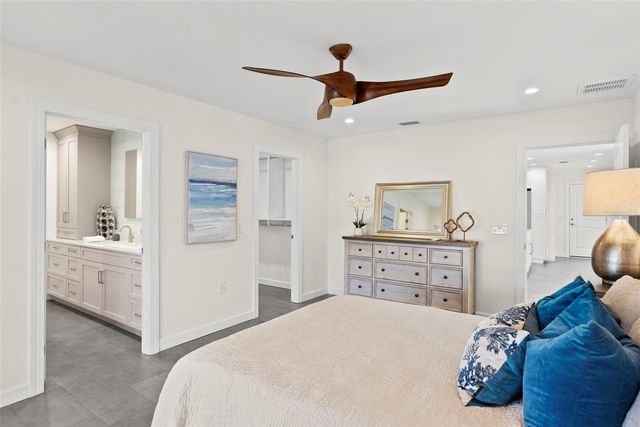 5173 HORSESHOE PLACE, St Petersburg, FL 33703