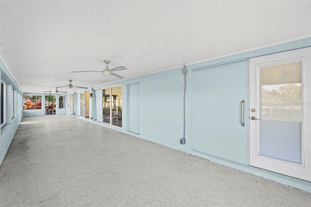 5173 HORSESHOE PLACE, St Petersburg, FL 33703