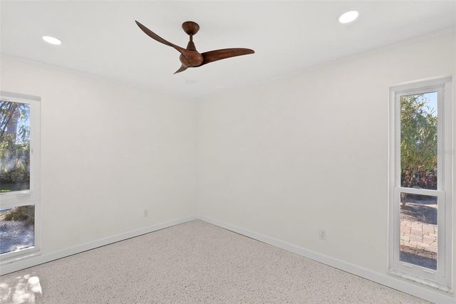 5173 HORSESHOE PLACE, St Petersburg, FL 33703