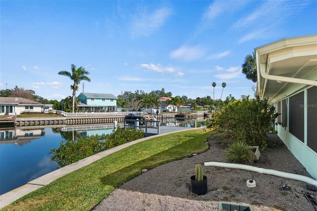 5173 HORSESHOE PLACE, St Petersburg, FL 33703