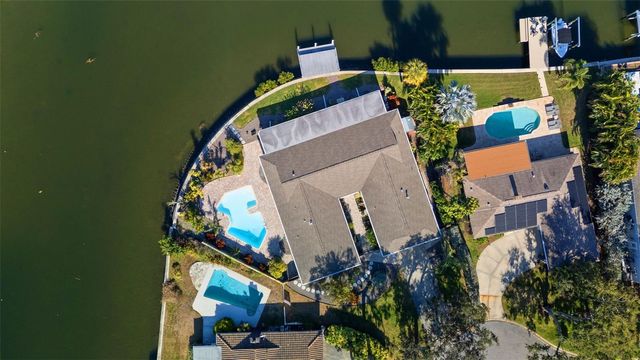 5173 HORSESHOE PLACE, St Petersburg, FL 33703