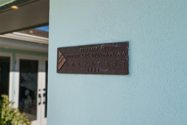 5173 HORSESHOE PLACE, St Petersburg, FL 33703