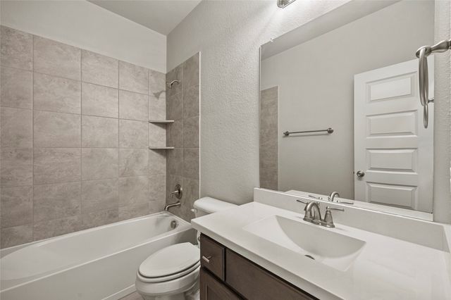 4034 Lagoon Place, Royse City, TX 75189