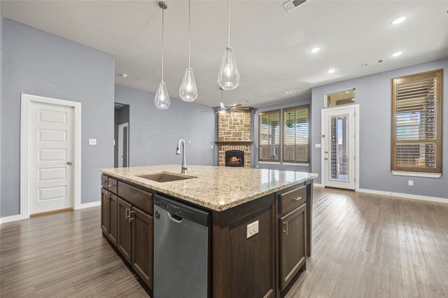 4034 Lagoon Place, Royse City, TX 75189