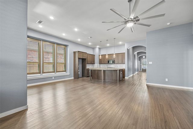 4034 Lagoon Place, Royse City, TX 75189
