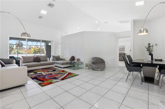 3212 12th AVE SE, Naples, FL 34117