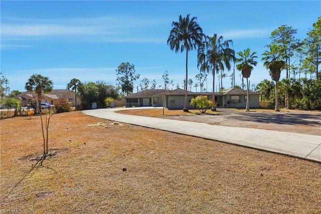 3212 12th AVE SE, Naples, FL 34117